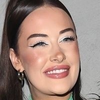 Brooke Schofield Meztelen