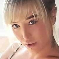 Cadence Caliber Meztelen