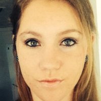 Caitlin Bond Meztelen