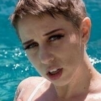 Caitlin Zielinski Meztelen