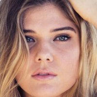 Cambrie Schroder Meztelen