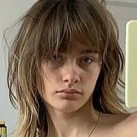 Camille Jansen Meztelen