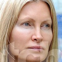 Caprice Bourret Meztelen