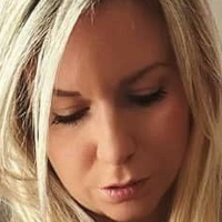 Carina Crone Meztelen