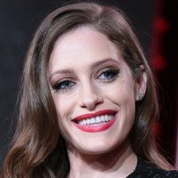 Carly Chaikin Meztelen