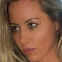 carlybaker Meztelen