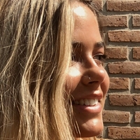 Caro Nigro Meztelen