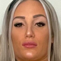 caroeducharme Meztelen