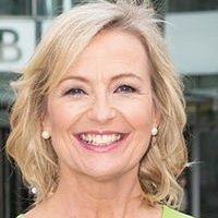 Carol Kirkwood Meztelen