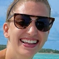 Carol Moreira Meztelen