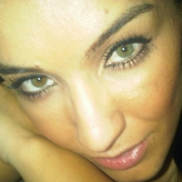 Carol Meztelen