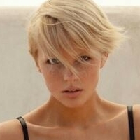 Carolin Lauffenburger Meztelen