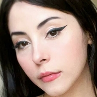 Caroline Favorino Meztelen