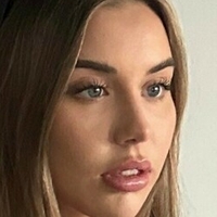 casey Meztelen