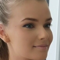 Cassie May Meztelen