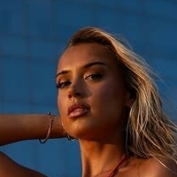 Celina Hansen Meztelen