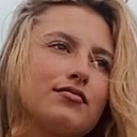 Celina Meztelen
