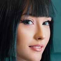 ChameLeahn Cosplays Meztelen