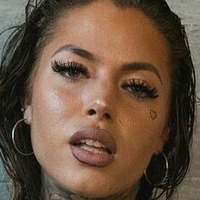 Chantal Danielle Meztelen