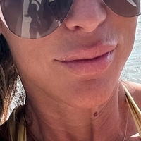 Charlie.r.hunter Meztelen