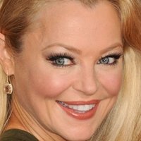 Charlotte Ross Meztelen