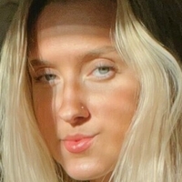 Cher White Meztelen