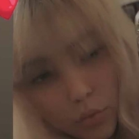 Chewy Waifu Meztelen