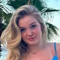 Chiara Tews Meztelen
