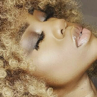 Chidera Eggerue Meztelen