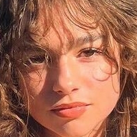 Chloe Reynolds Meztelen