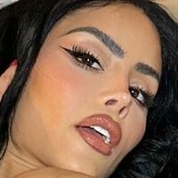 Chloe Saxon Meztelen