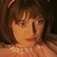 Chloe Troast Meztelen