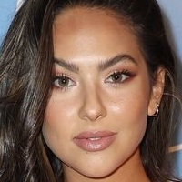 Christen Harper Meztelen