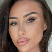 Christiana Bourne Meztelen