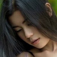 Christie Dewi Meztelen