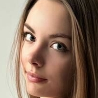 Christin Black Meztelen