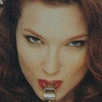 Cindy Roubal Meztelen