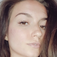 Cjella Meztelen