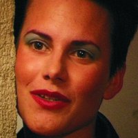 Claire Plaut Meztelen
