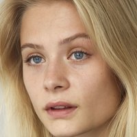 Clara Rosager Meztelen