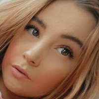 clararose Meztelen