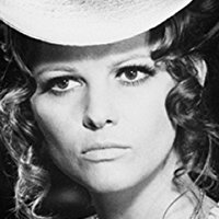 Claudia Cardinale Meztelen