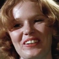 Colleen Brennan Meztelen