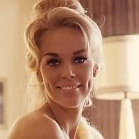 Connie Mason Meztelen