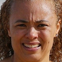 Connie Mitchell Meztelen
