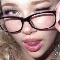 Cosima Chalk Meztelen