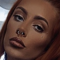 Courtney Egerton Meztelen