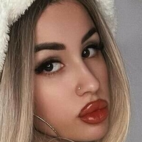 crisvqueen Meztelen
