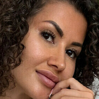 curlyamelia Meztelen