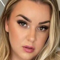 curvygirllou Meztelen